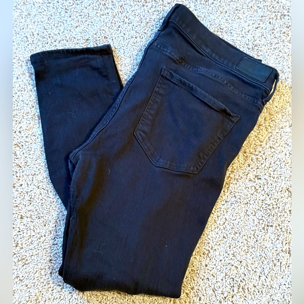 Women’s Black Express Distressed Stretch Mid Rise Leggings. Size 14S/14C.